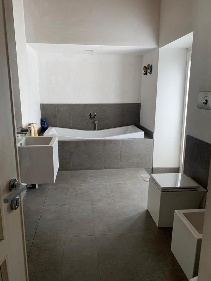 Ferienwohnung La Casa Nel Cuore Della Citta Neapel Exterior foto